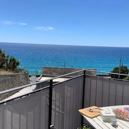 La Terrazza Sul Mare Da Mery * Sanremo